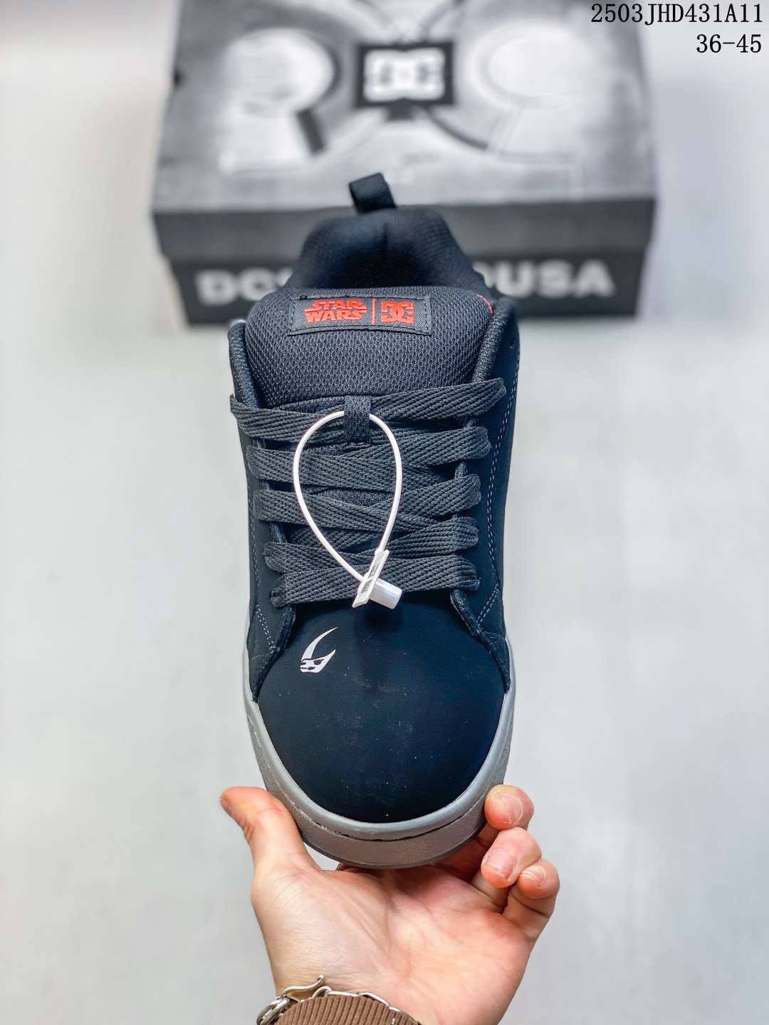 DC Shoes Low-Top Skate Sneakers Navy