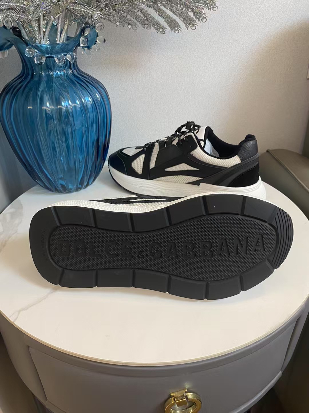 Dolce & Gabbana Mesh Sneakers Black/White