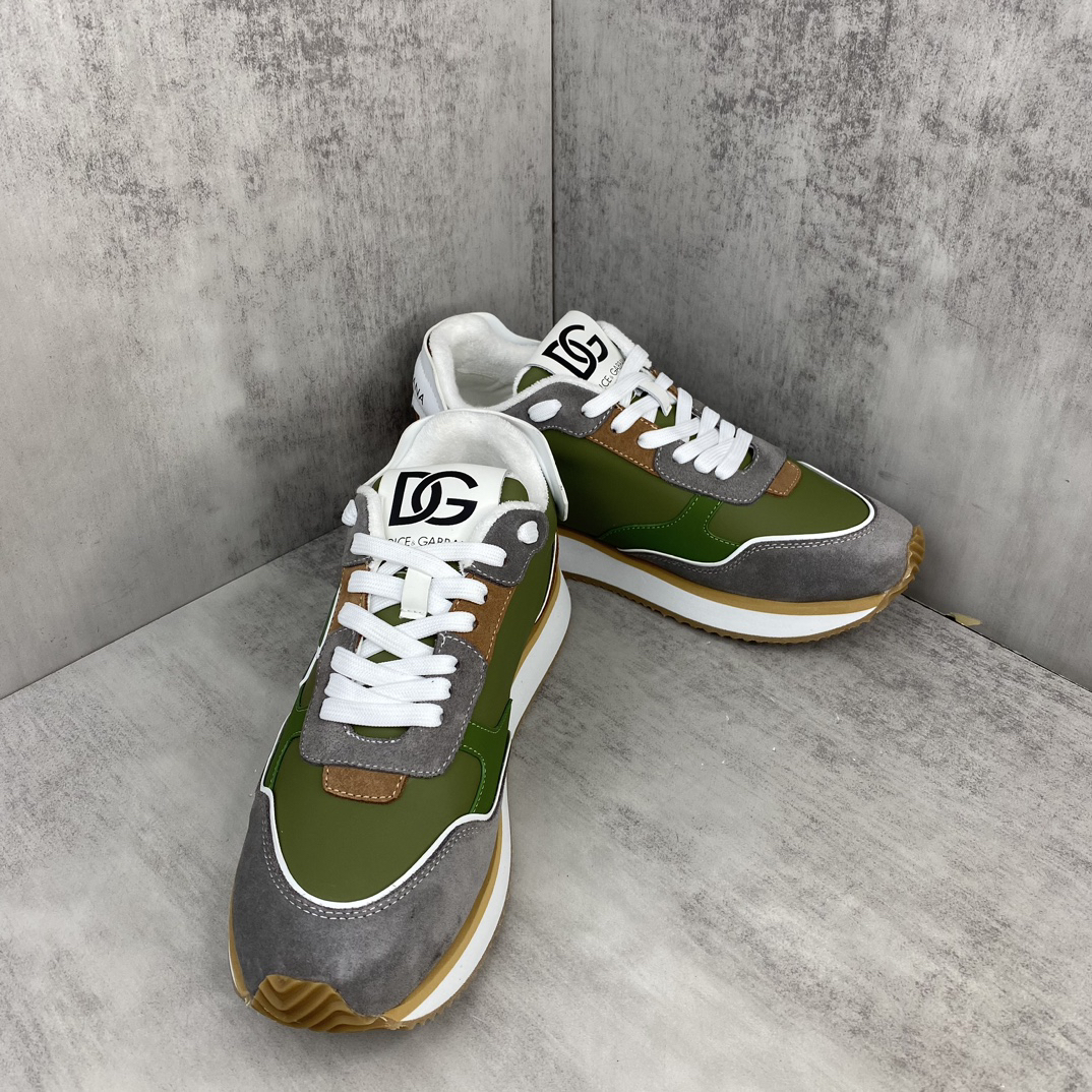 Dolce & Gabbana DG Logo Dad Sneakers Green