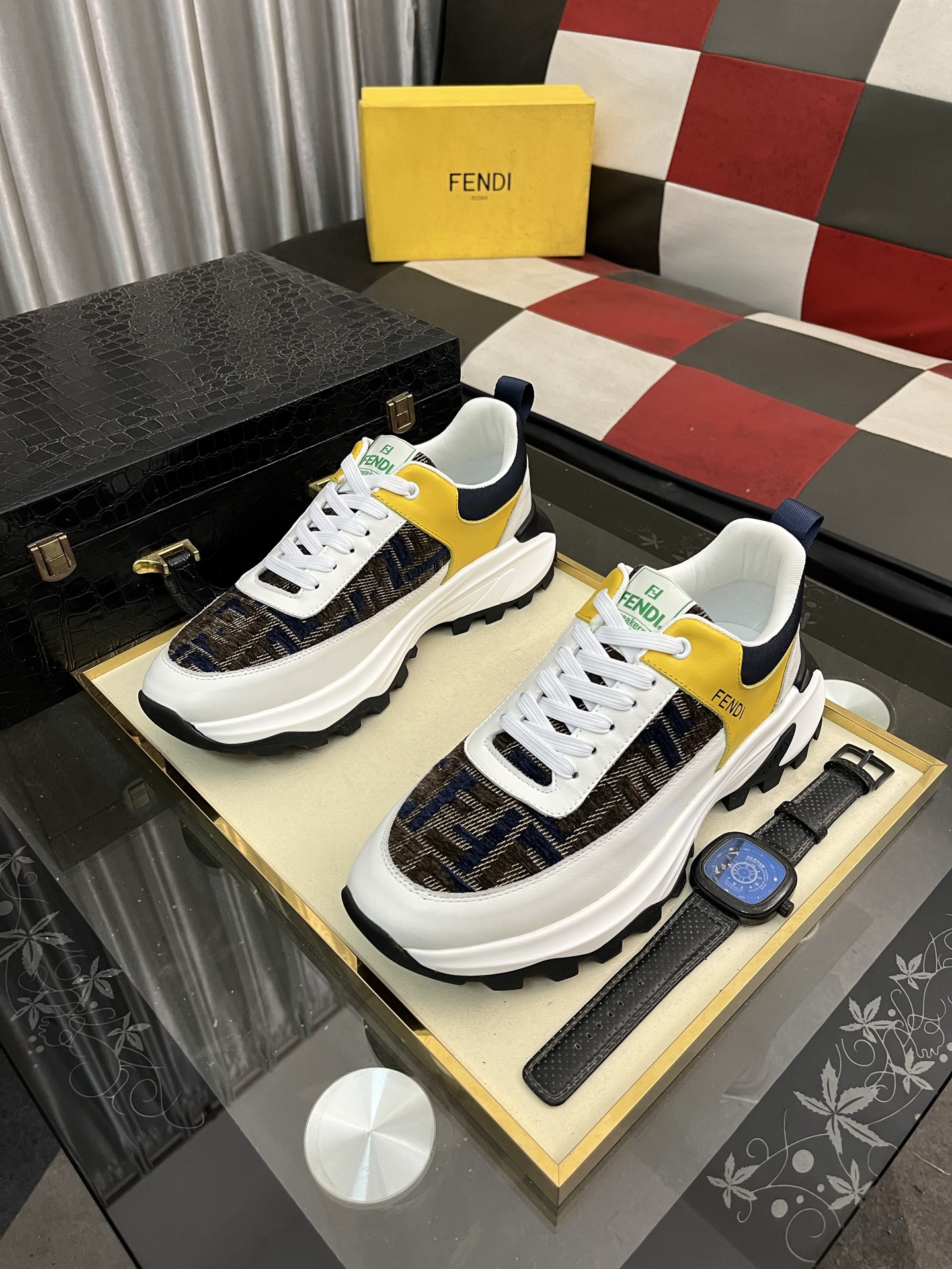 Fendi Leather Low-Top Sneakers Multicolor