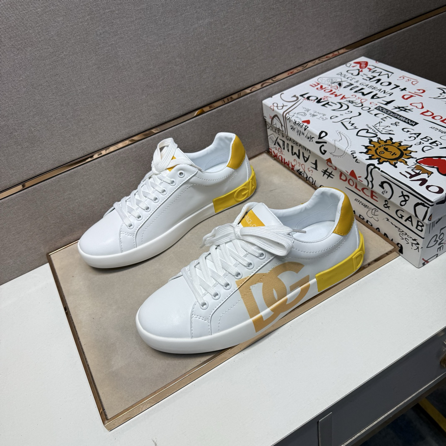 Dolce & Gabbana Casual Sneakers White/Yellow