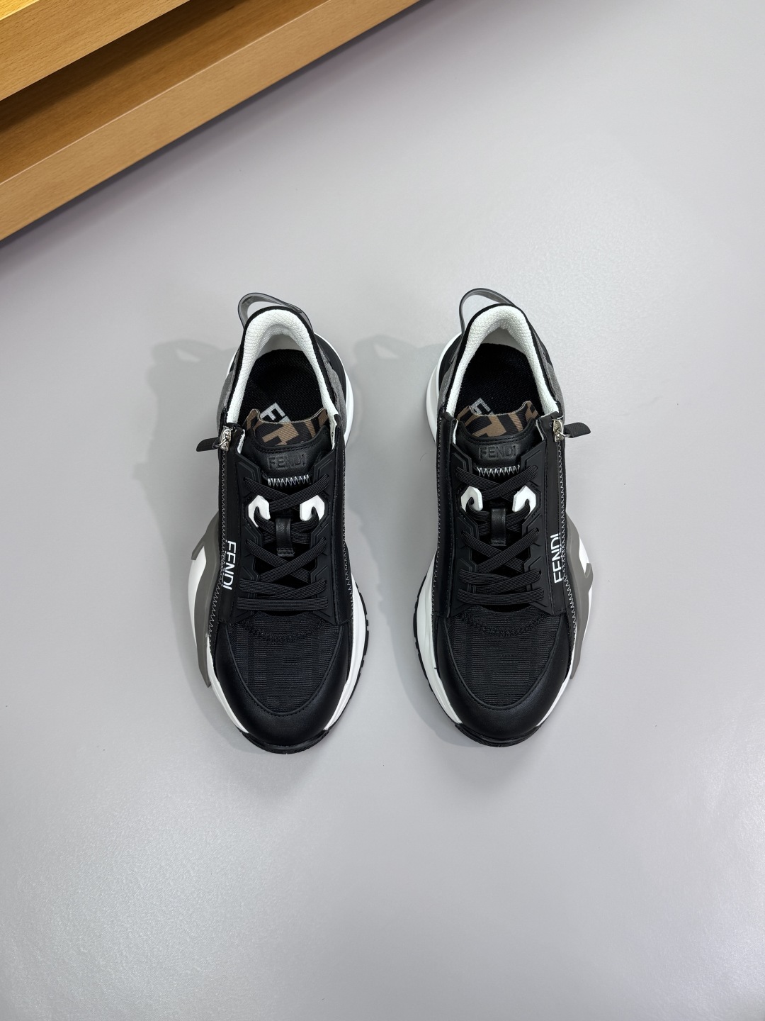 Fendi Flow Low-Top Sneakers Black