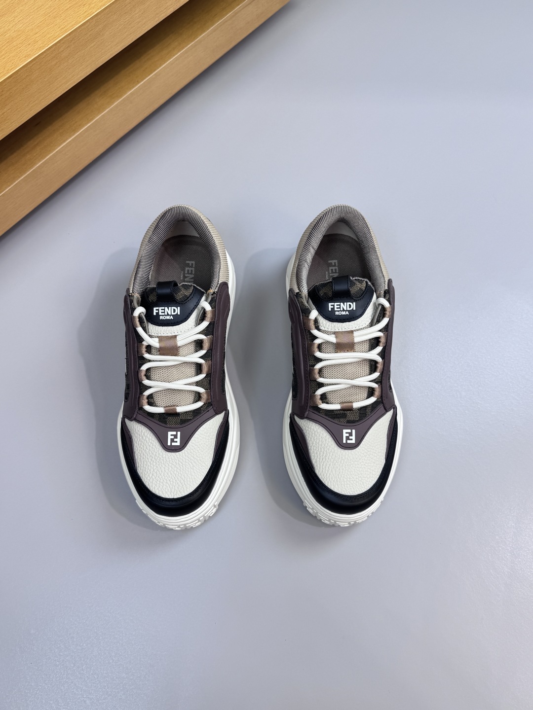 Fendi Leather FF Sneakers Multicolor