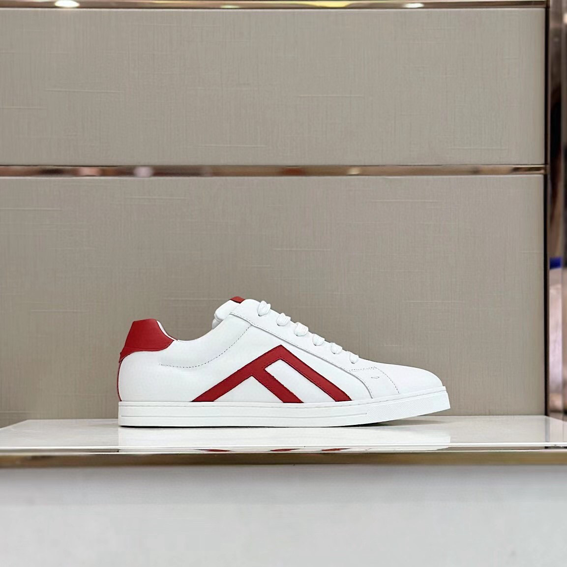Fendi Leather Low-Top Sneakers White Red