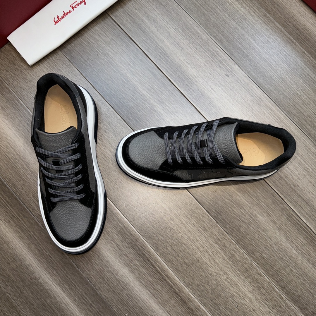 Ferragamo Logo Low-Top Sneakers Gray Black