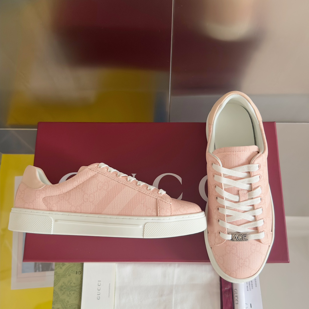 Gucci Ace Low-Top Sneakers Pink