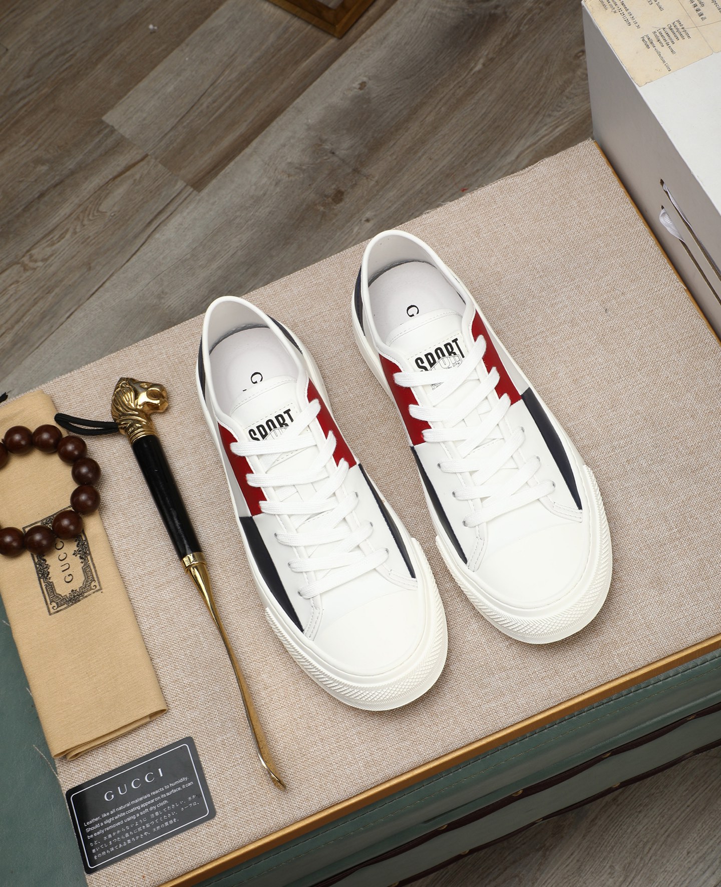 Gucci Leather Low-Top Sneakers Multicolor
