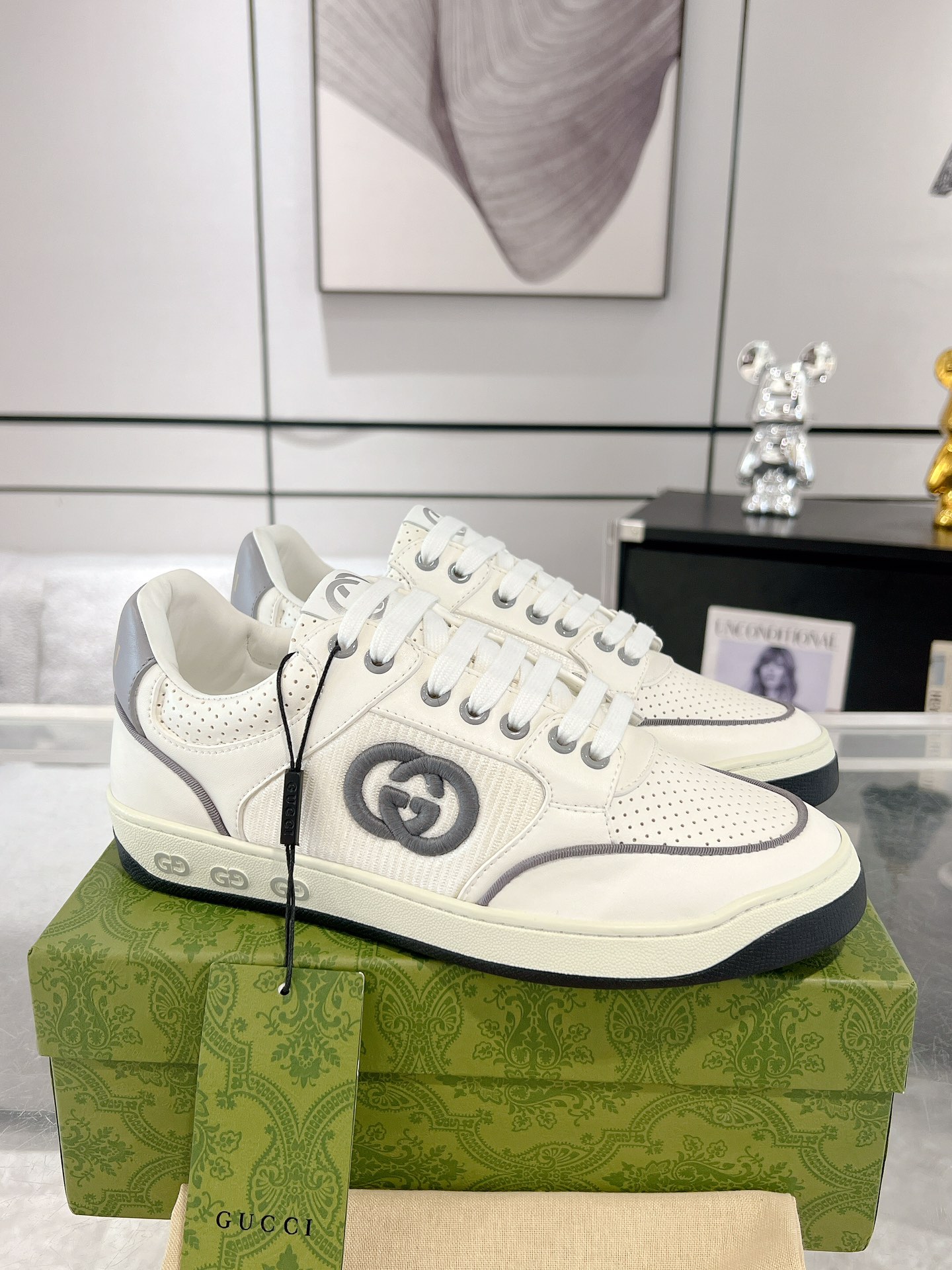 Gucci Interlocking GG Retro Sneakers White/Gray