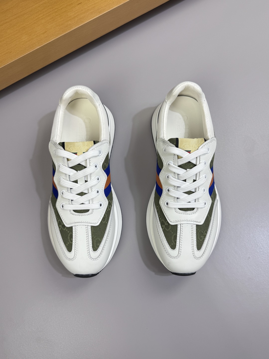 Gucci GG Canvas Leather Sneakers White/Green