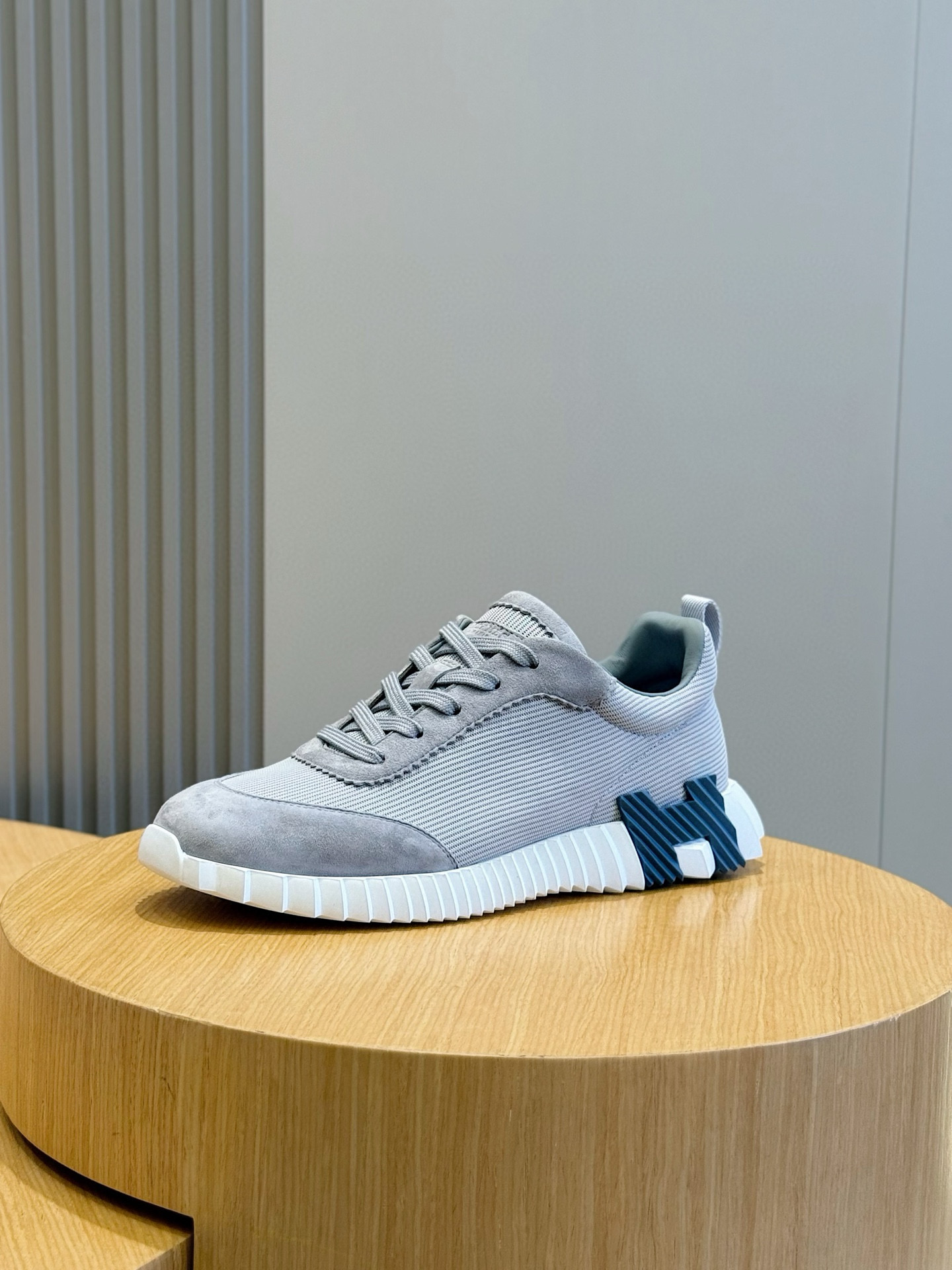 Hermes Bouncing Leather Sneaker Gray