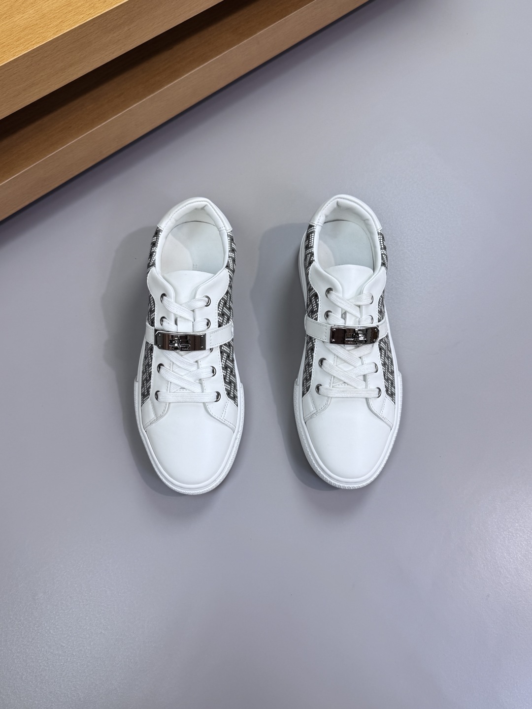 Hermes Nappa Leather Low-Top Sneakers White