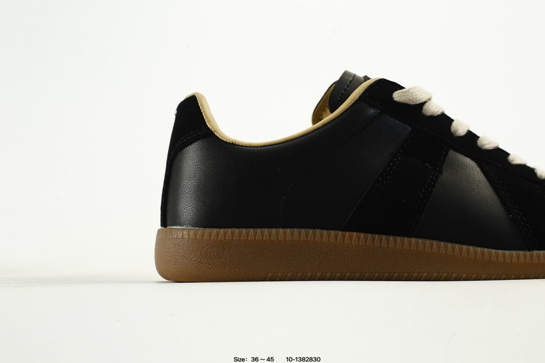 Maison Margiela Replica Low Sneakers Black