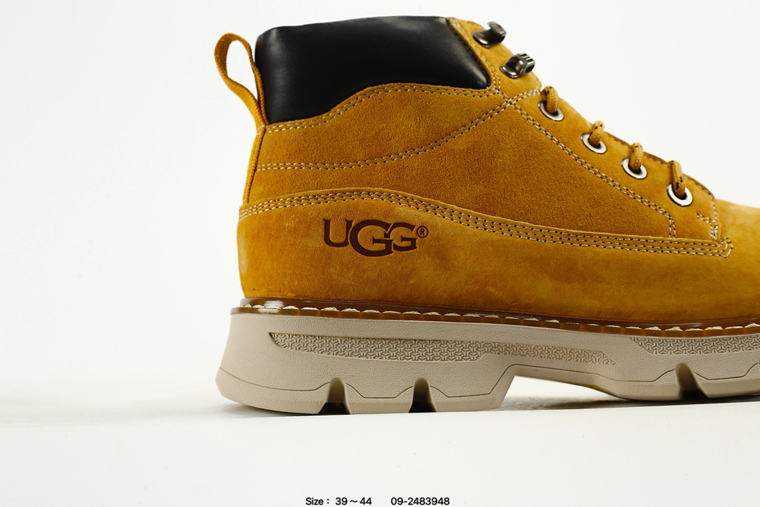 UGG Suede Platform Winter Boots Chestnut