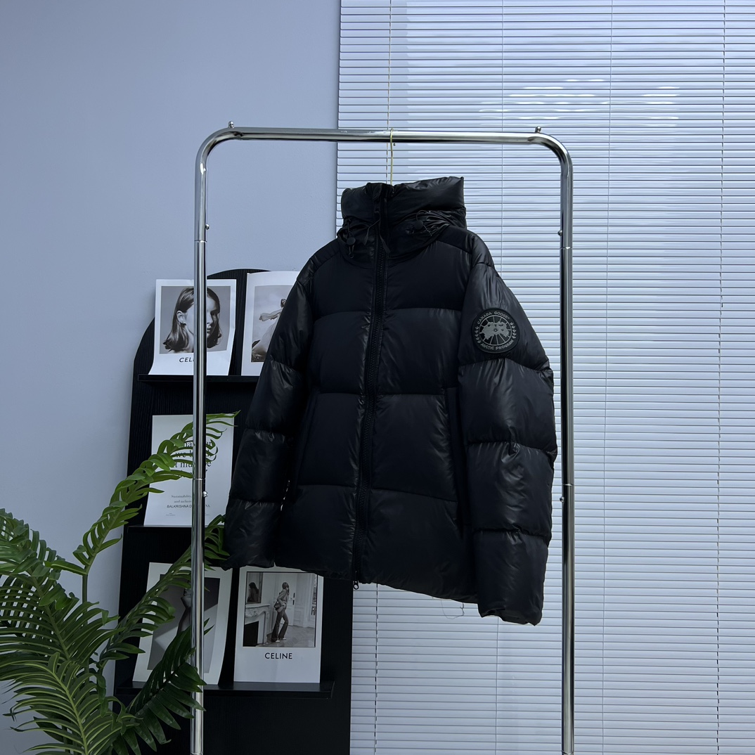 Canada Goose Crofton Puffer Jacket Black