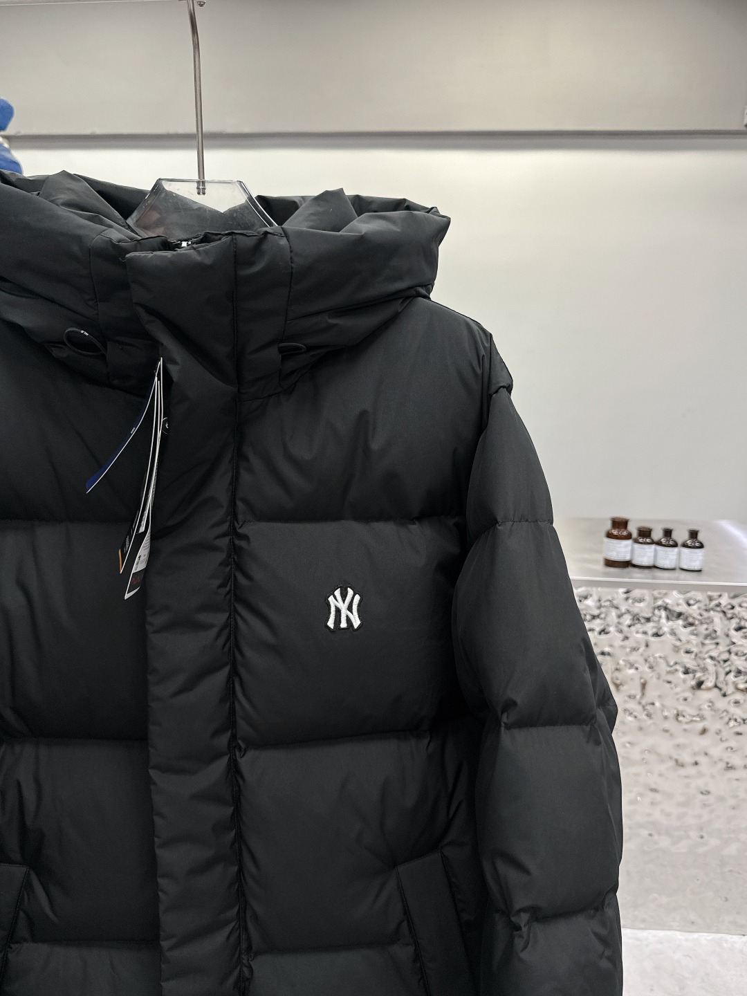MLB NY Yankees Long Hooded Down Coat Black