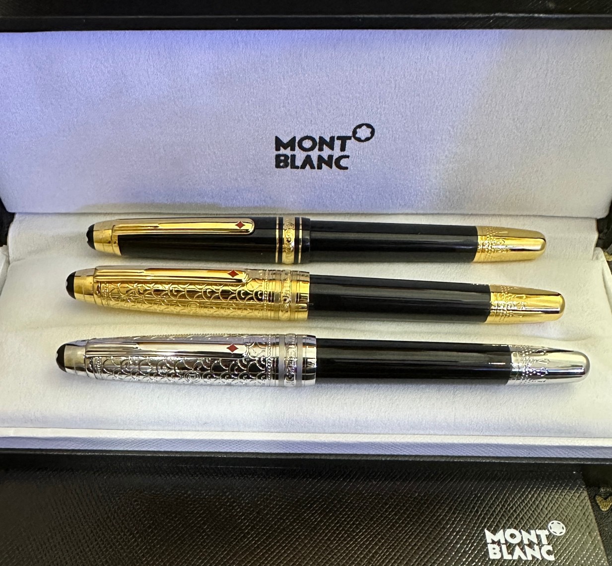Montblanc Luxury Signature Pen Gift Set Black