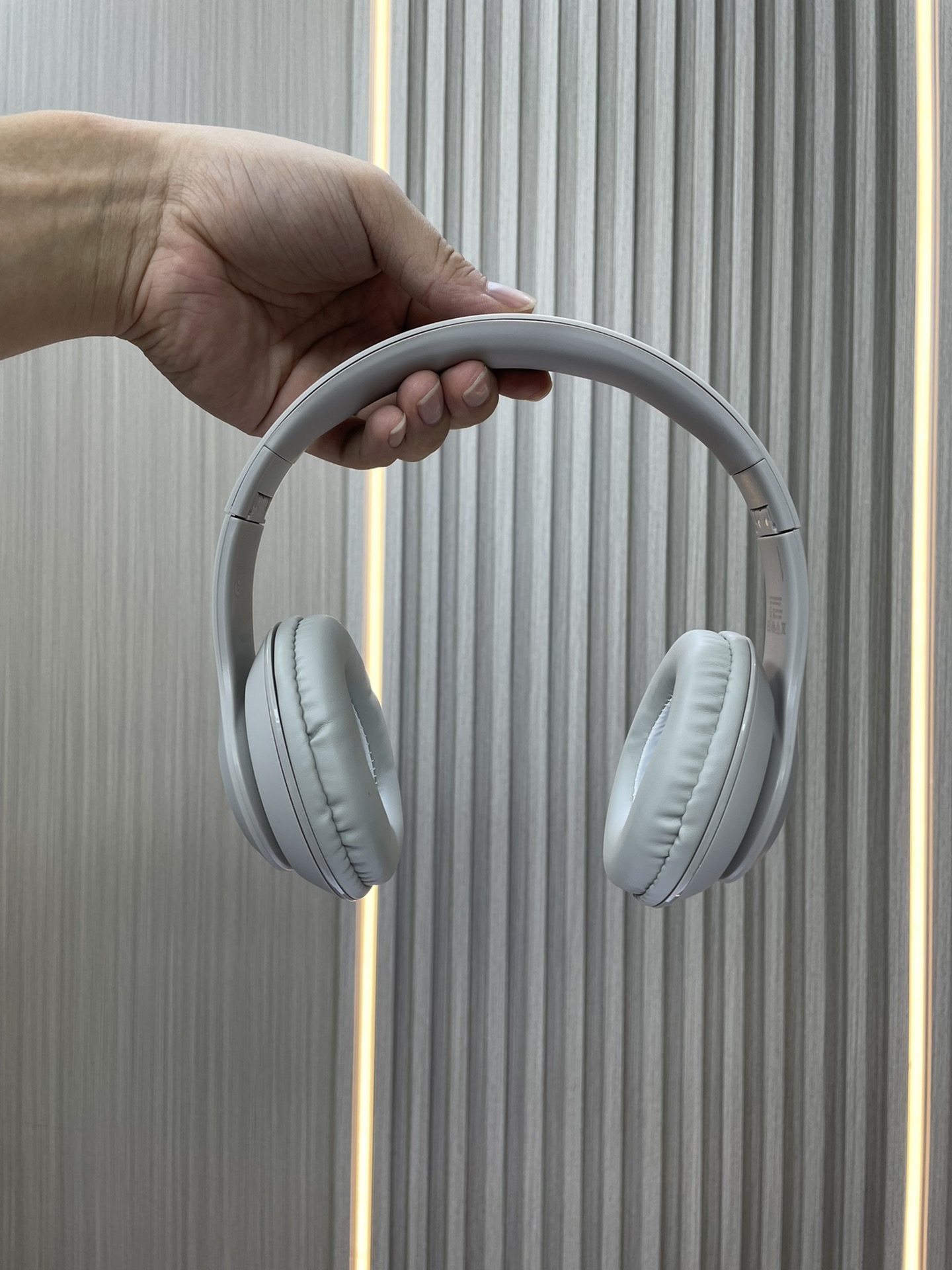Beats Studio Pro ANC Bluetooth Headphones Multicolor