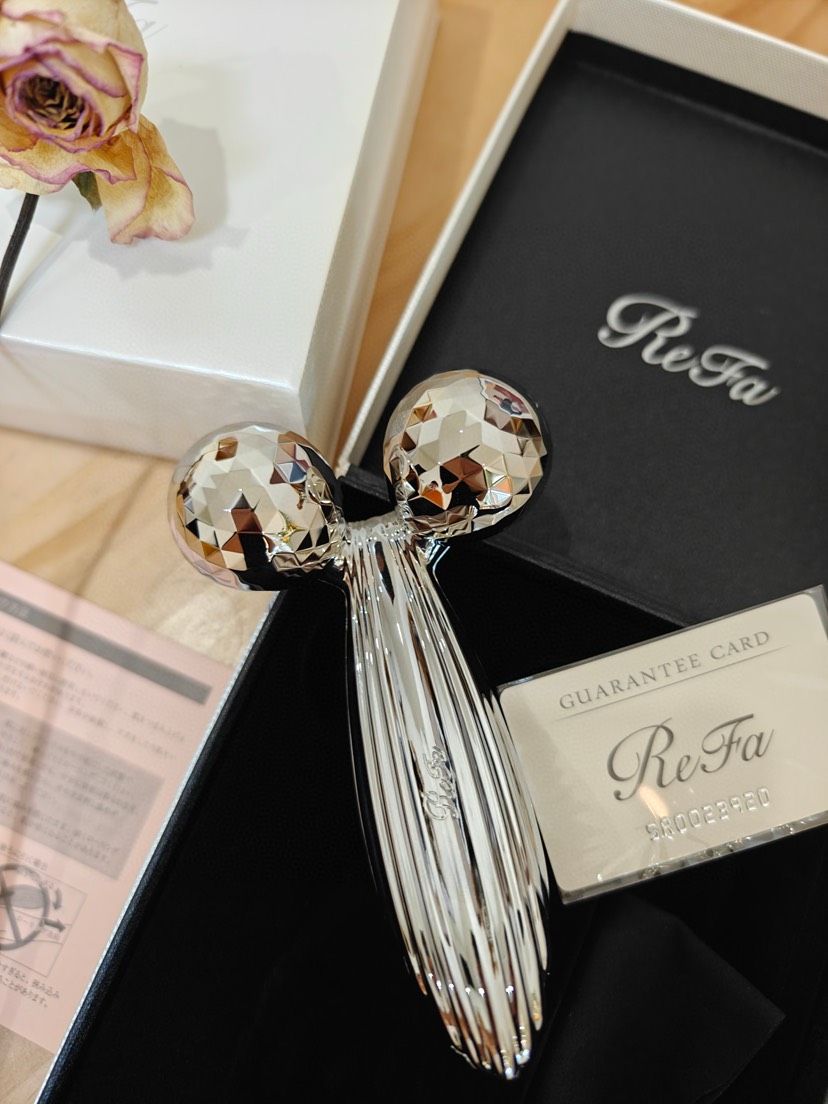 ReFa Platinum 3D Roller Massager Silver