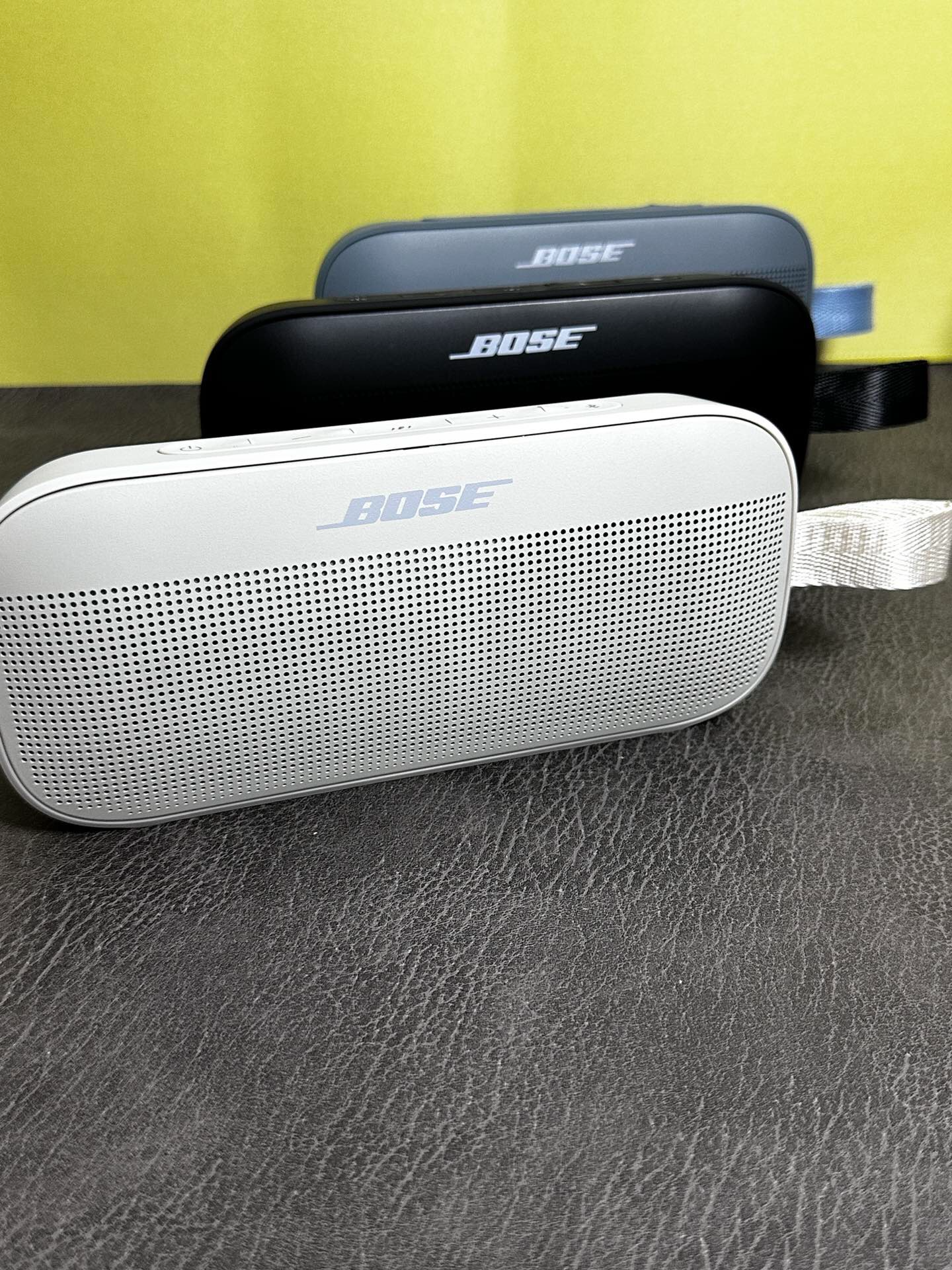Bose SoundLink Flex Portable Bluetooth Speaker Multicolor