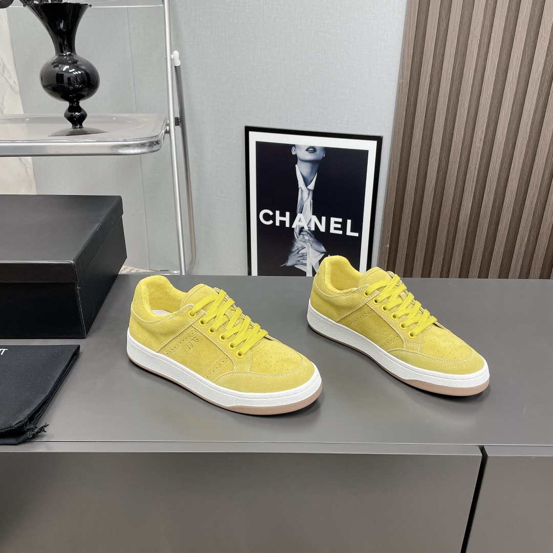 YSL Saint Laurent SL61 Low-Top Sneakers Yellow