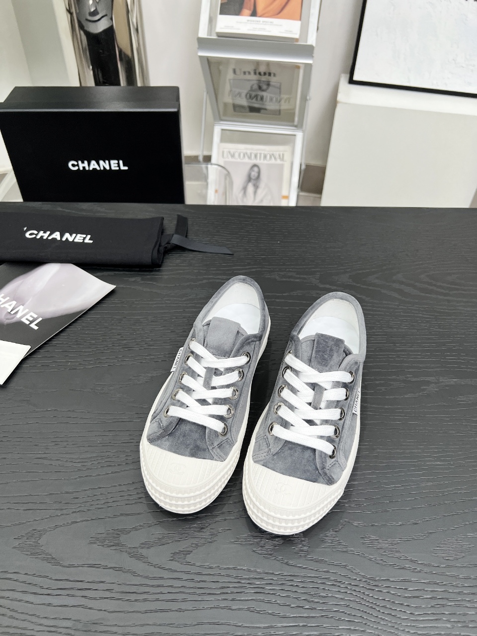 Chanel Vintage Low-Top Sneakers Gray