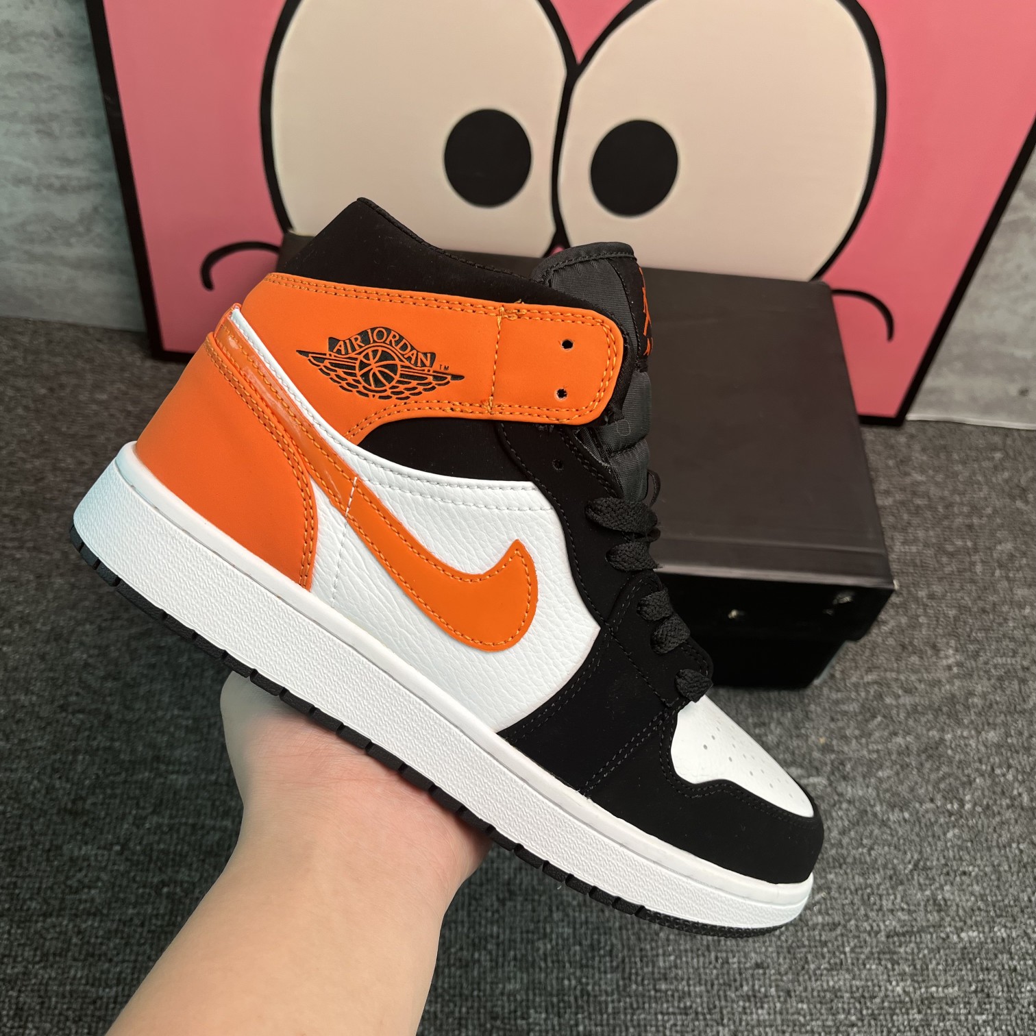 Jordan AJ High Black Orange
