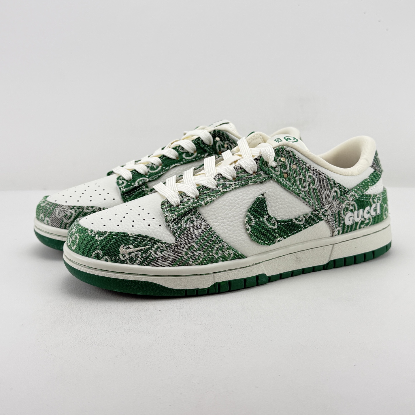 Nike SB Dunk Low Green White