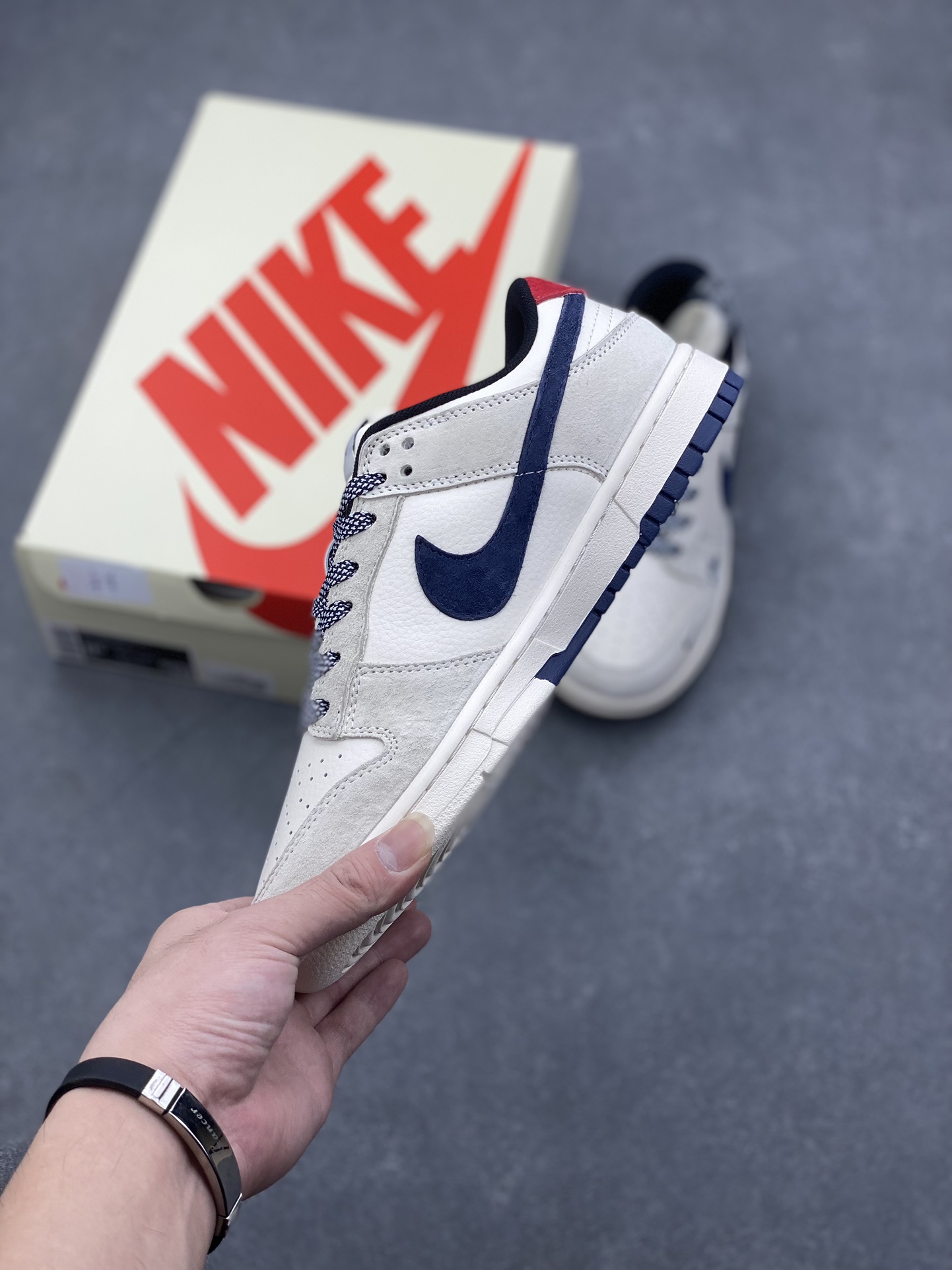 Nike SB Dunk Low Navy Cream