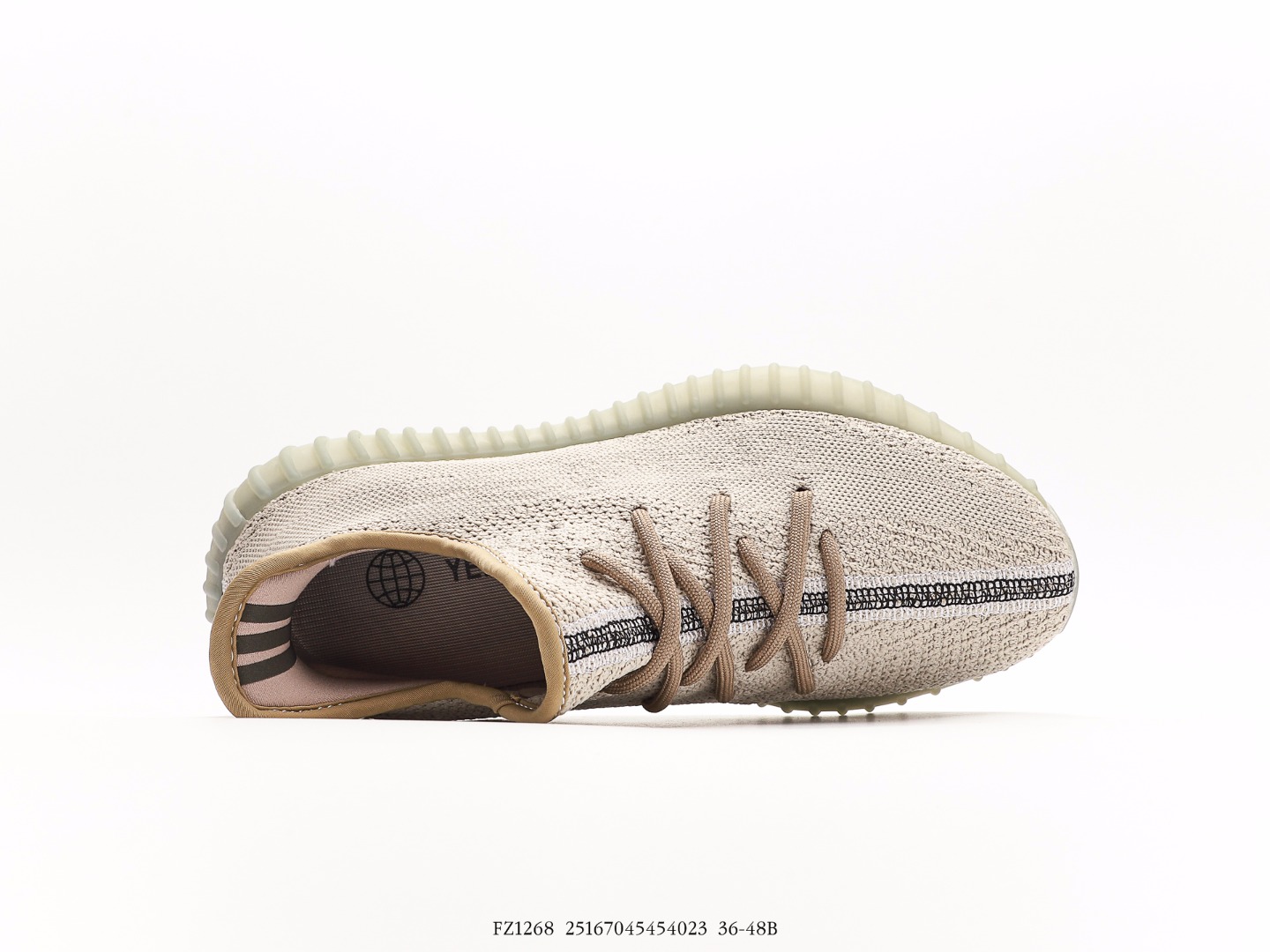 Adidas Yeezy Boost 350 V2 Knit Sneakers Beige/Green