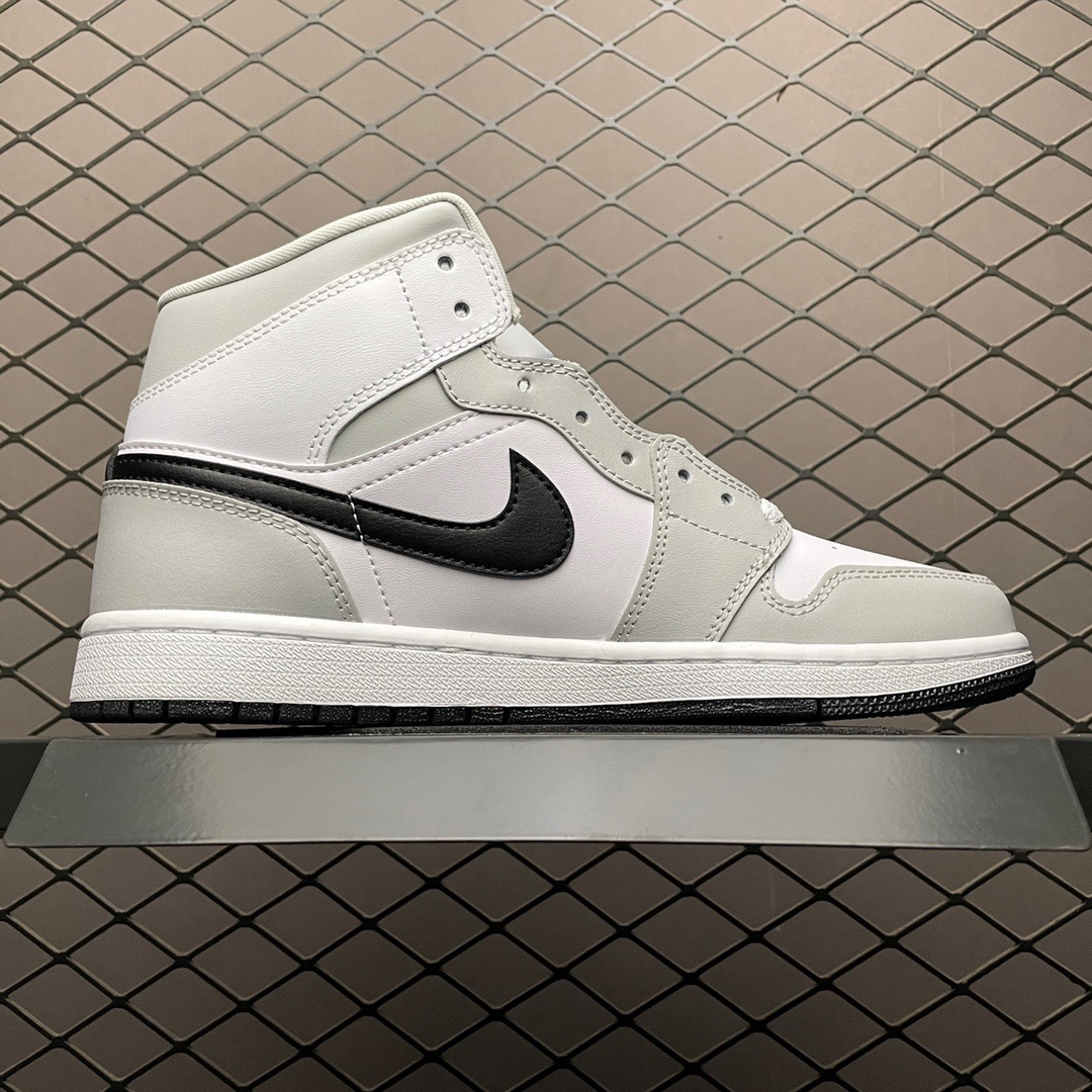 Jordan Air Jordan 1 Mid Light Smoke Grey Sneakers White/Grey/Black