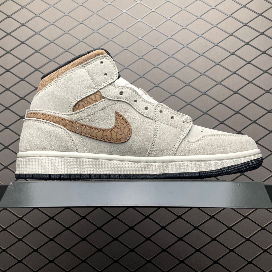 Jordan Air Jordan 1 Mid Suede Sneakers Beige