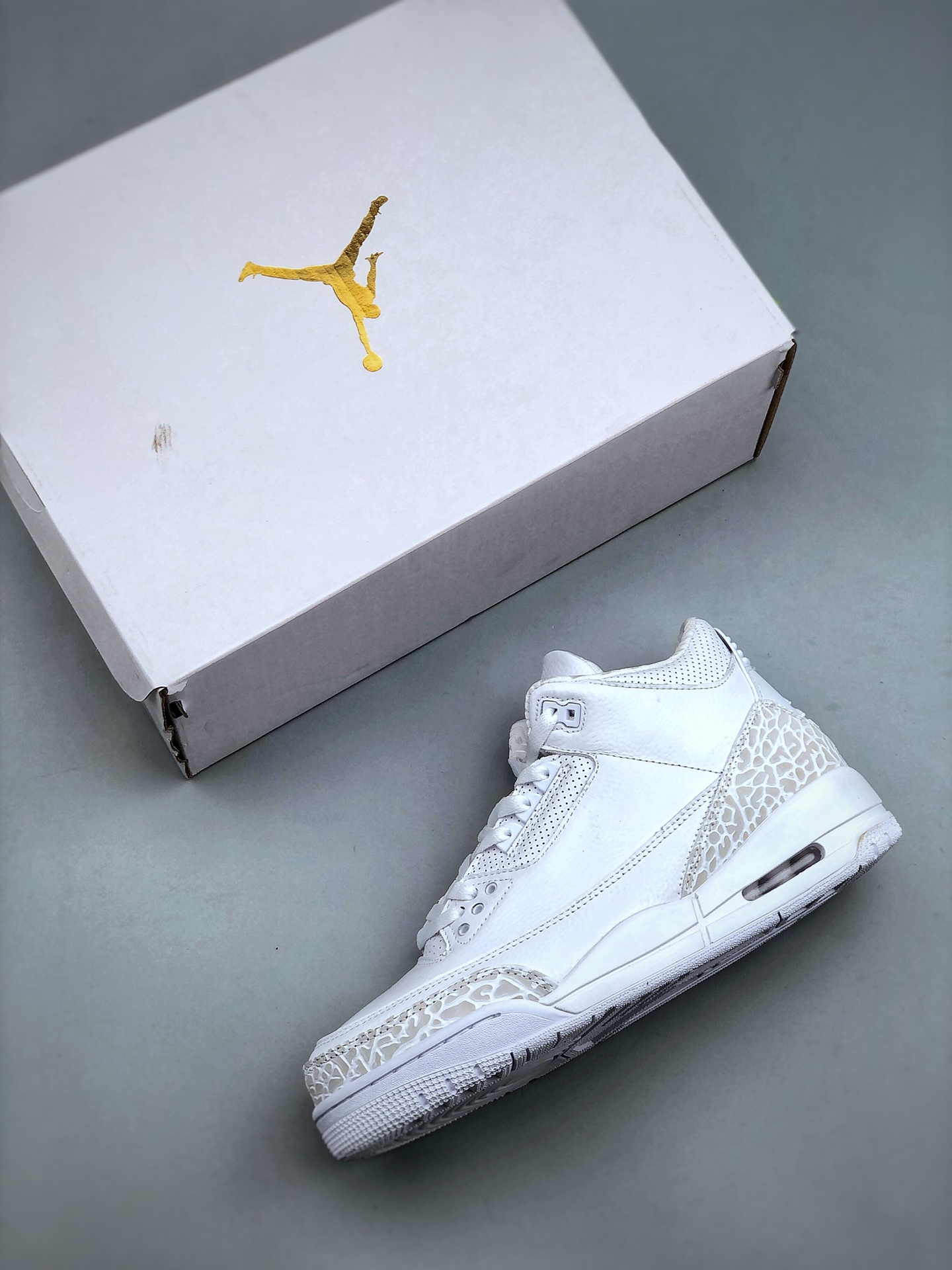 Jordan 3 Retro Pure White Leather Sneakers White