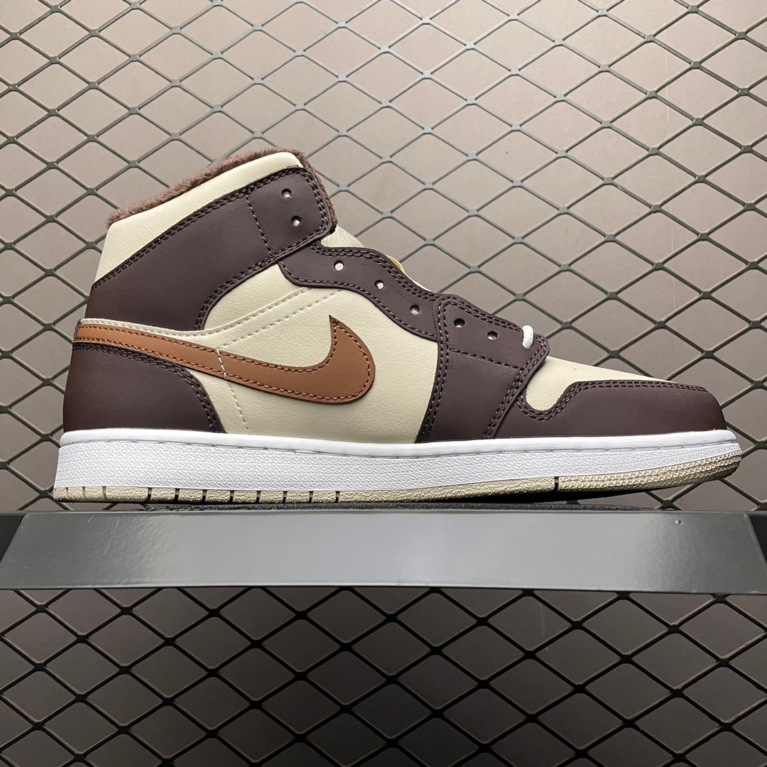 Jordan 1 Mid Retro Brown Beige
