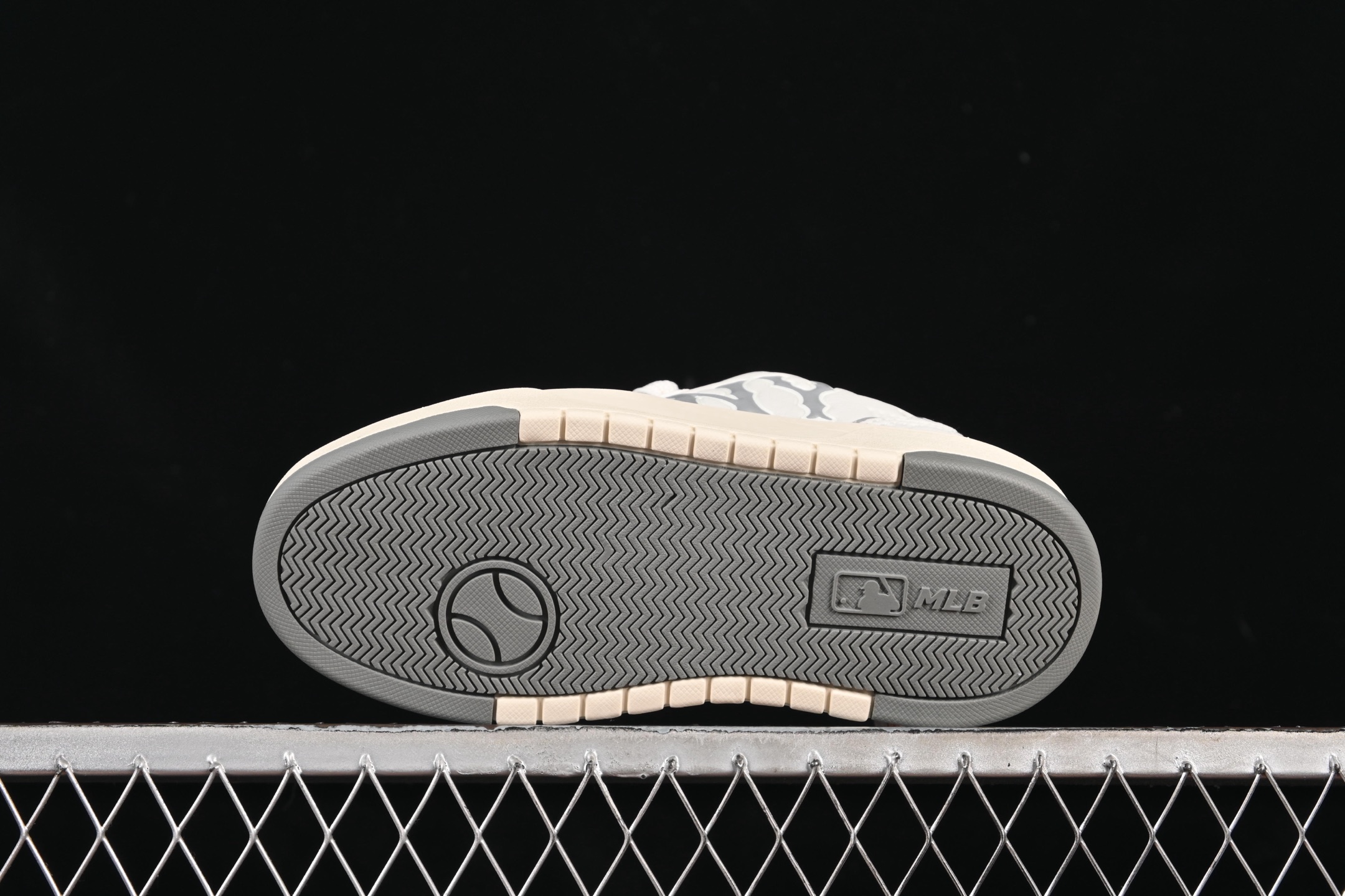 MLB NY Bigball Chunky Sneakers White/Grey
