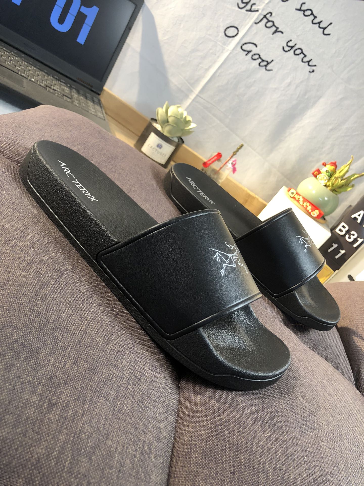 Arc'teryx Comfort Slide Sandals Black