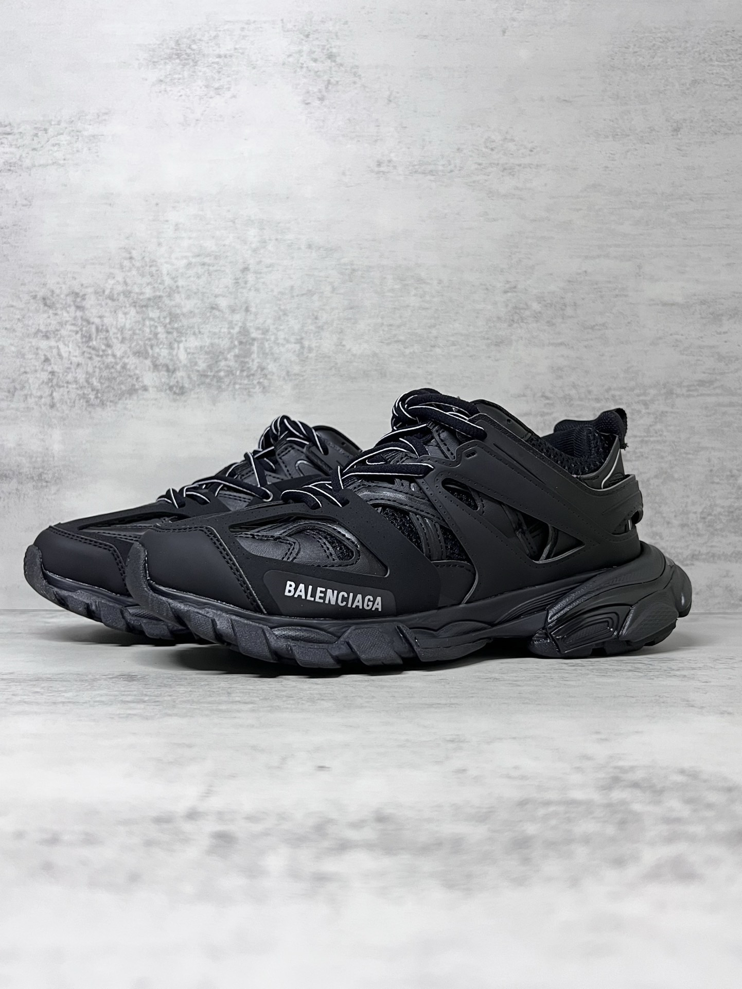 Balenciaga Track 3.0 Chunky Sneaker Black