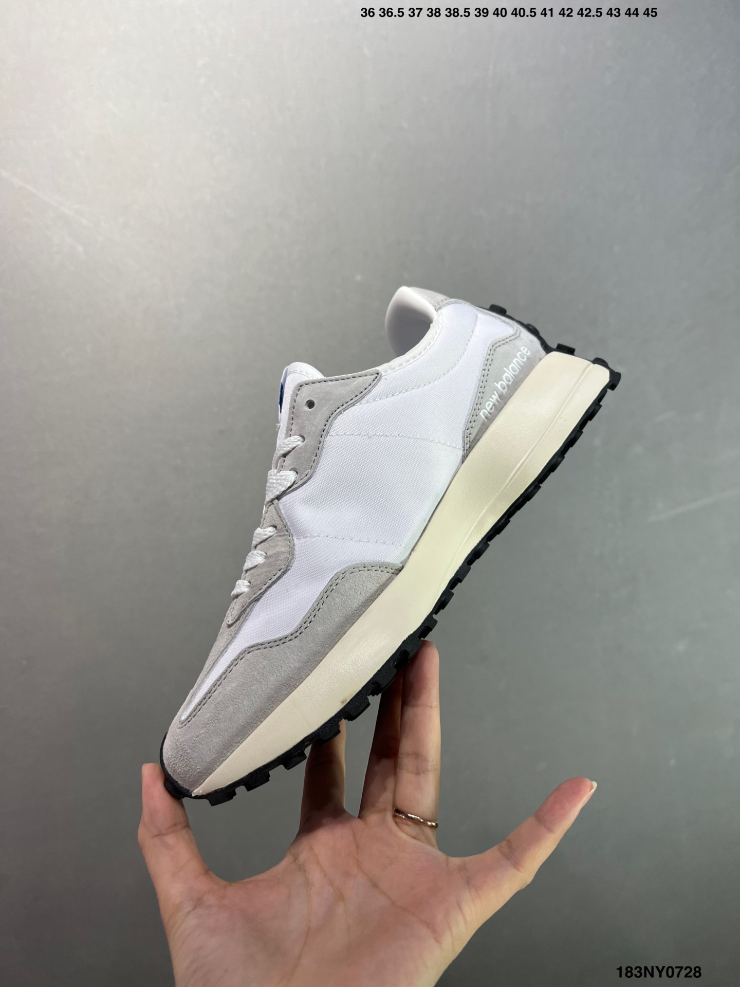 New Balance 327 Retro Runner Grey