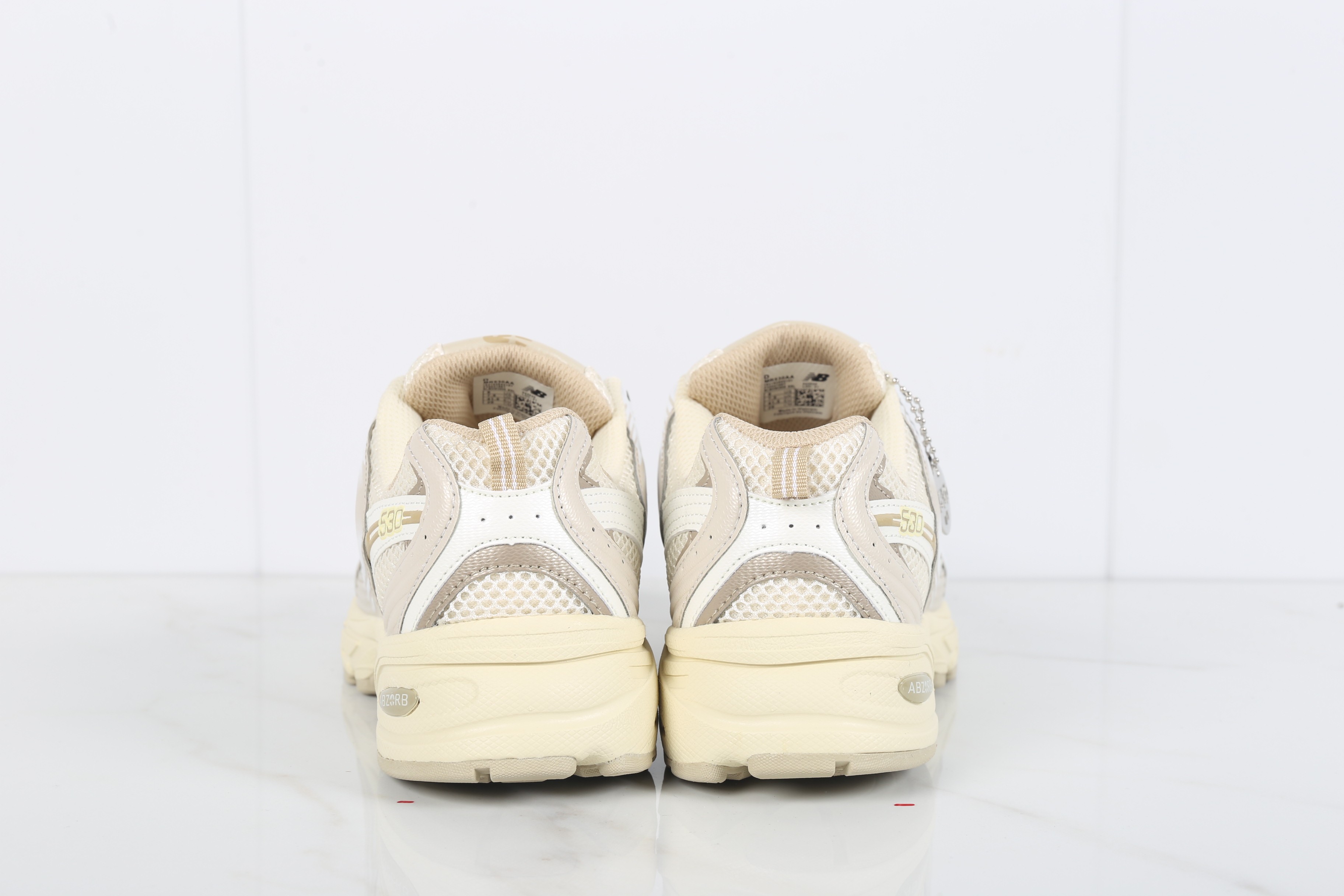New Balance MR530 Retro Dad Sneakers Beige