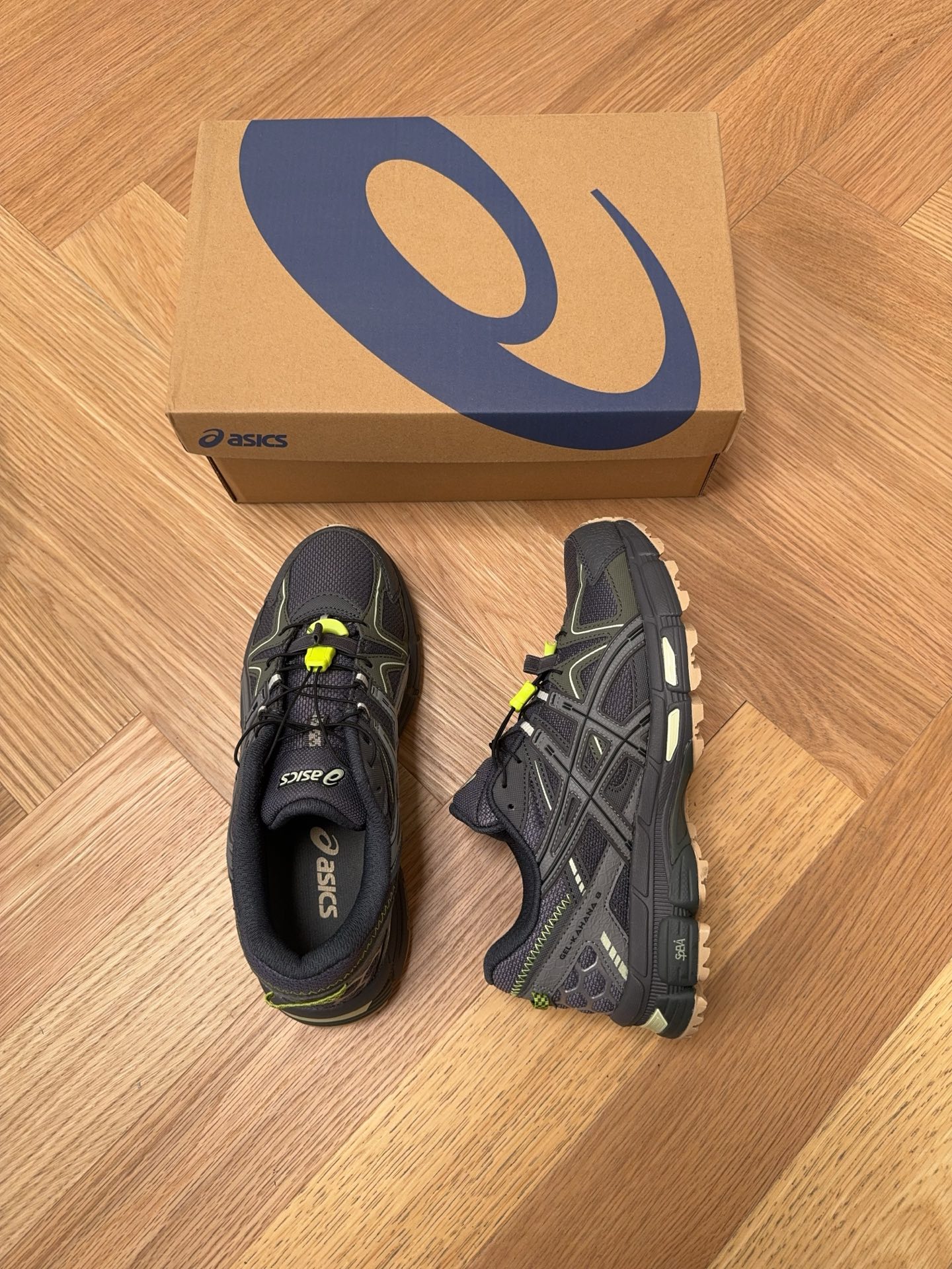 Asics GEL-Kahana 8 Trail Sneakers Multicolor