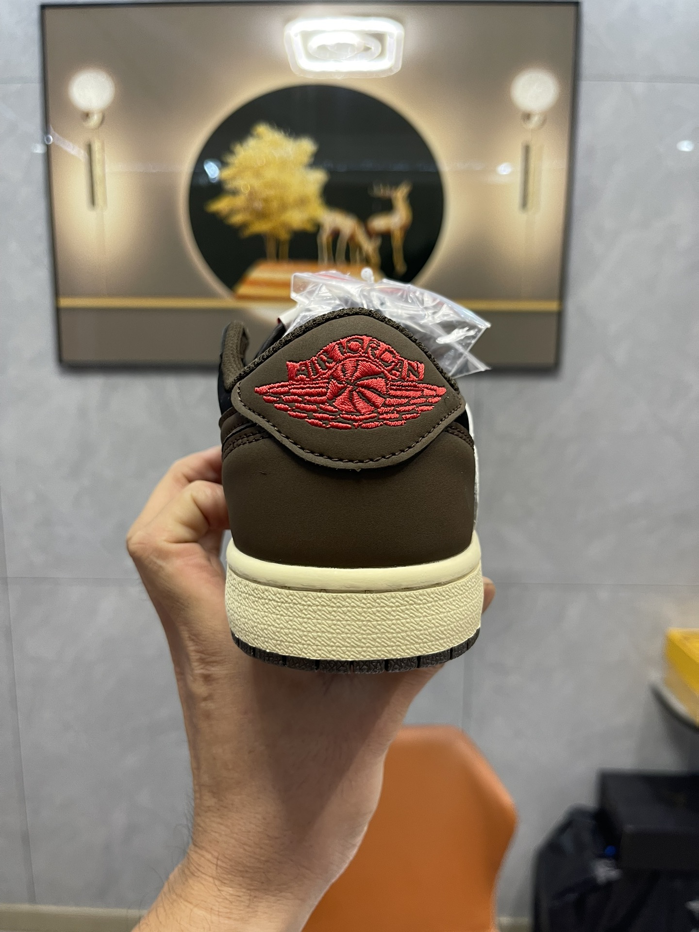 Jordan 1 Low Reverse Mocha Brown