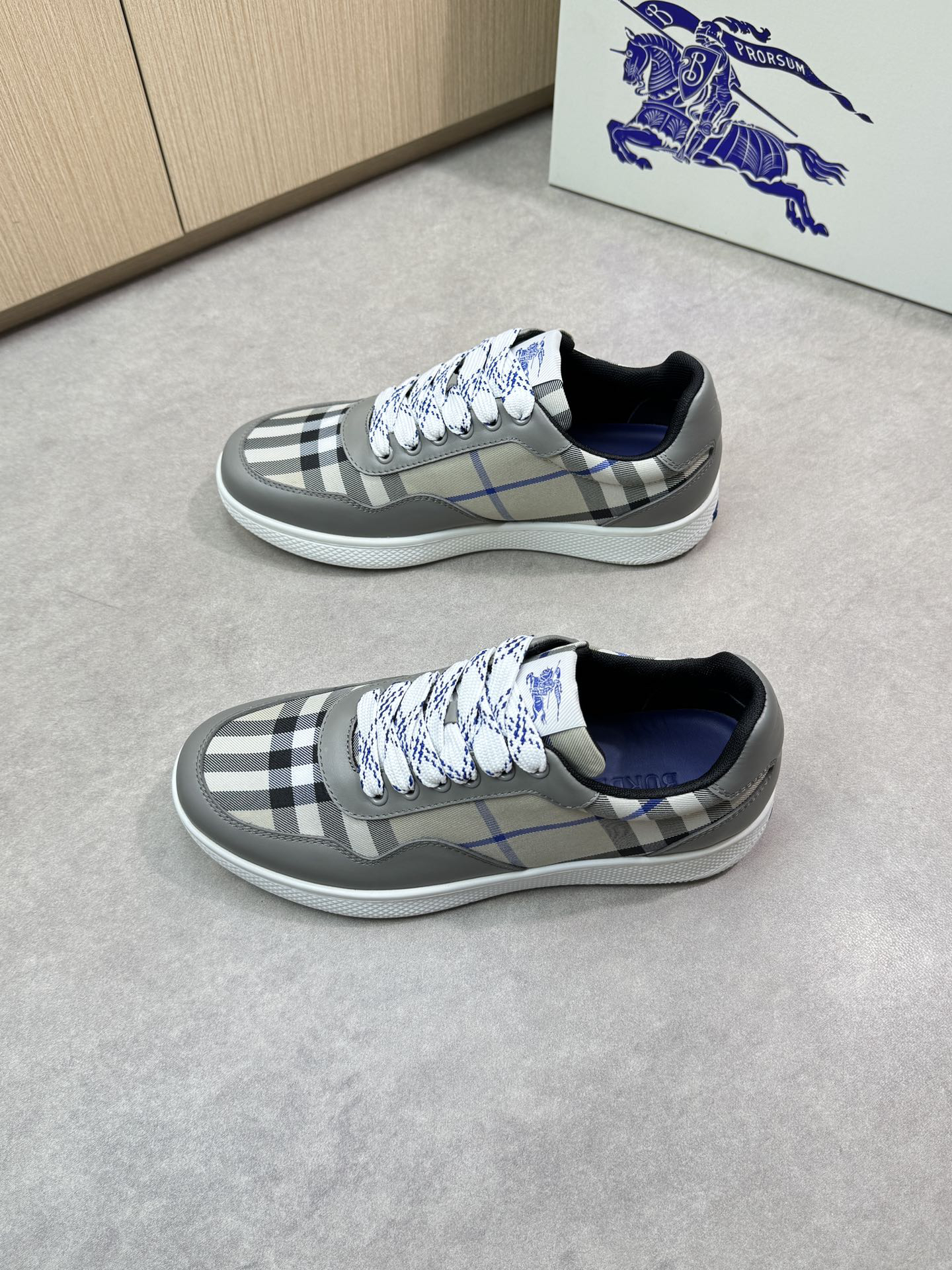 Burberry Check Low-Top Sneakers Grey