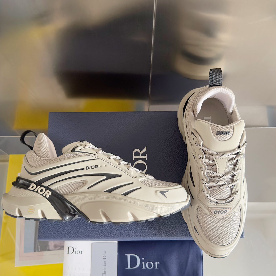 Dior B44 Blade Chunky Sneakers Beige