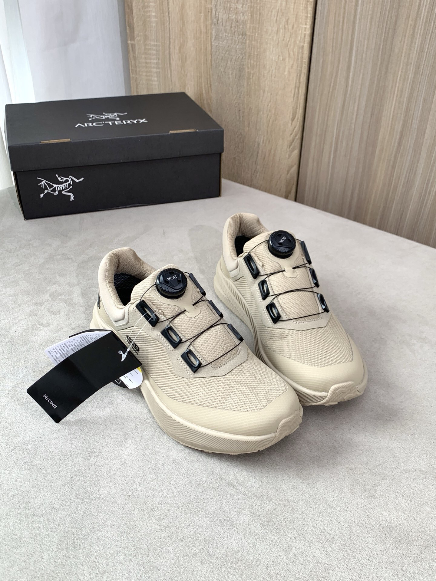 Descente Dualis G BOA Trail Shoes Beige
