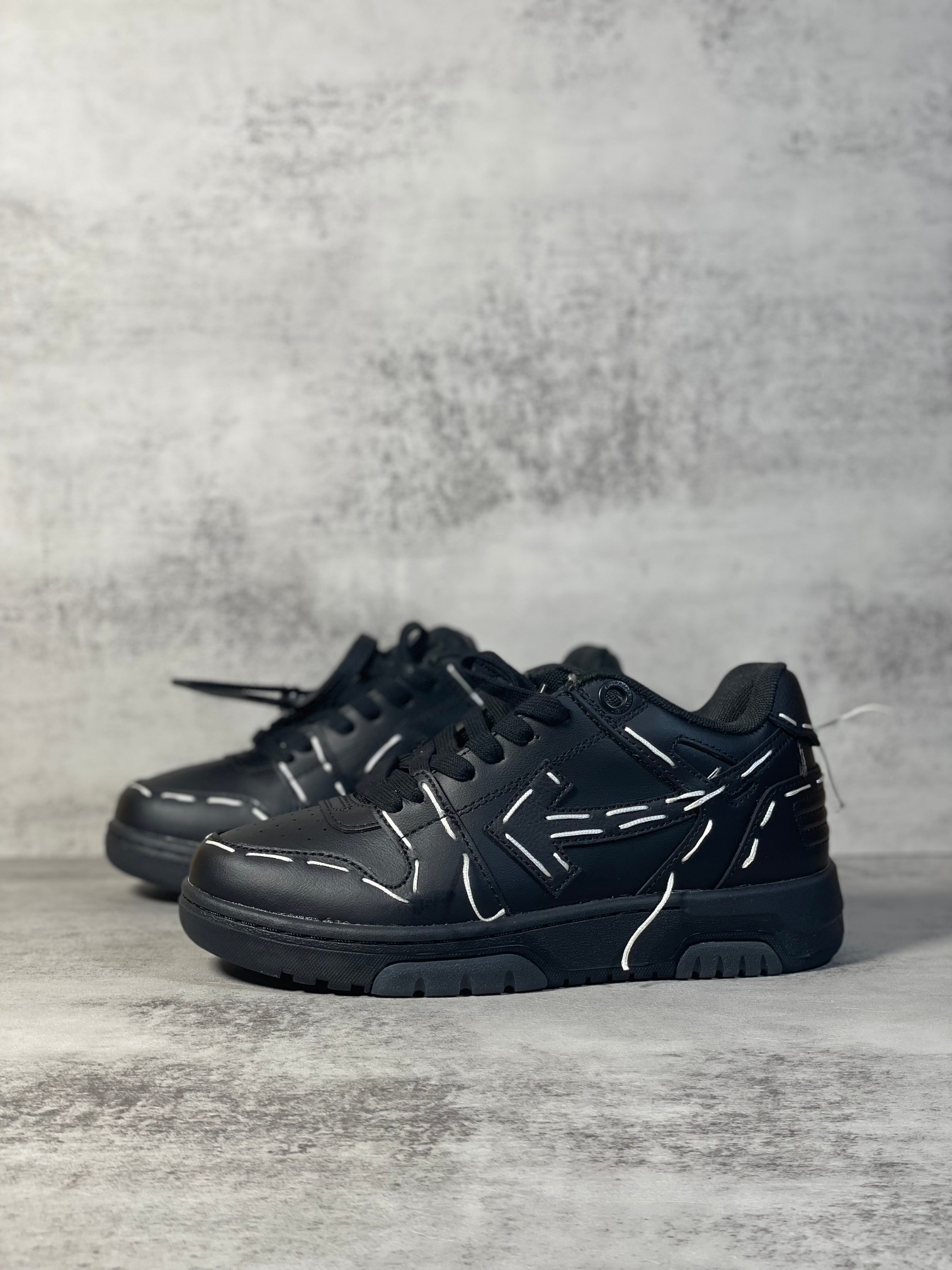 Off-White Out Of Office Low Sneakers Black