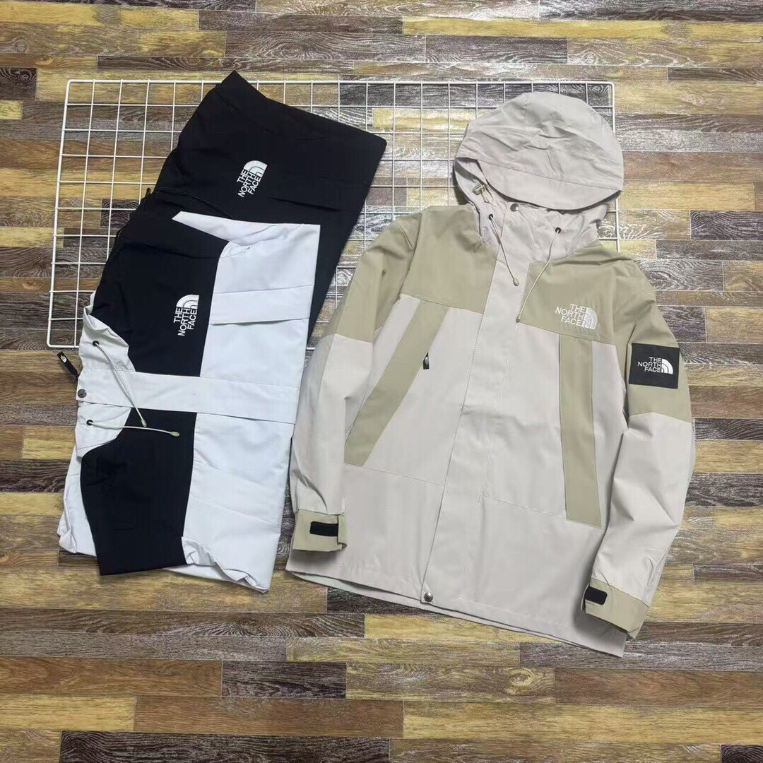 The North Face Hooded Windproof Jacket Multicolor