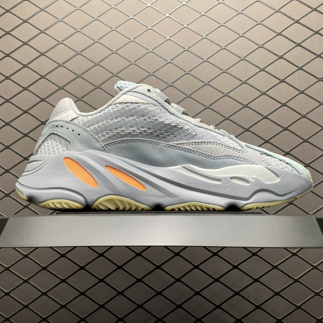 Adidas Yeezy 700 V2 Runner Grey