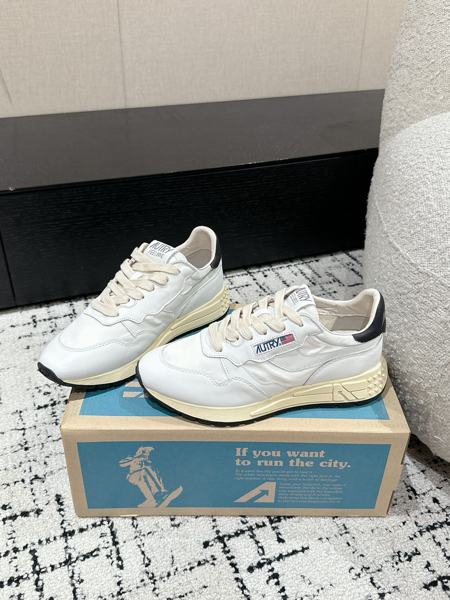 Autry Reelwind Retro Runner Sneakers White