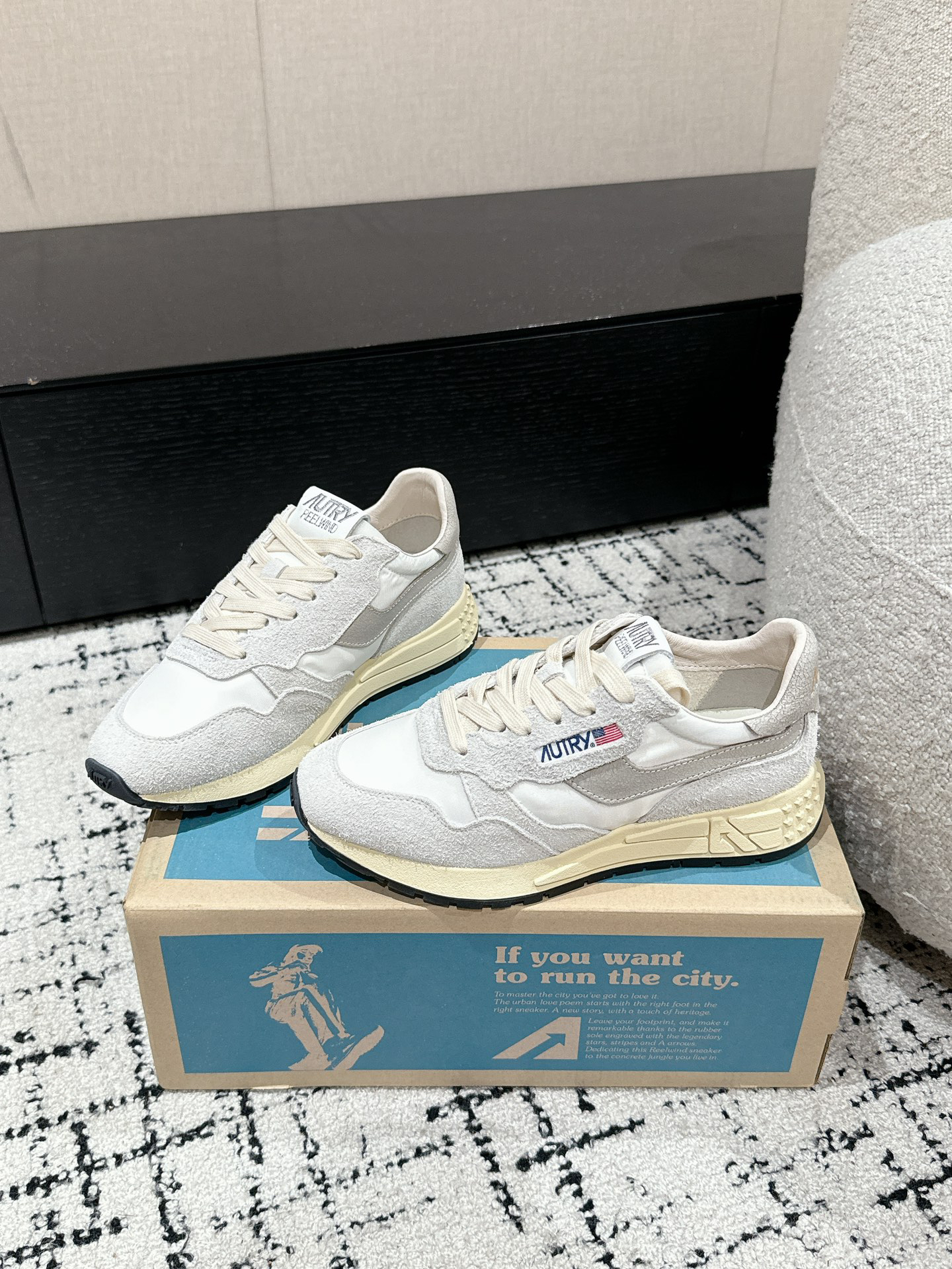 Autry Reelwind Retro Runner White/Gray