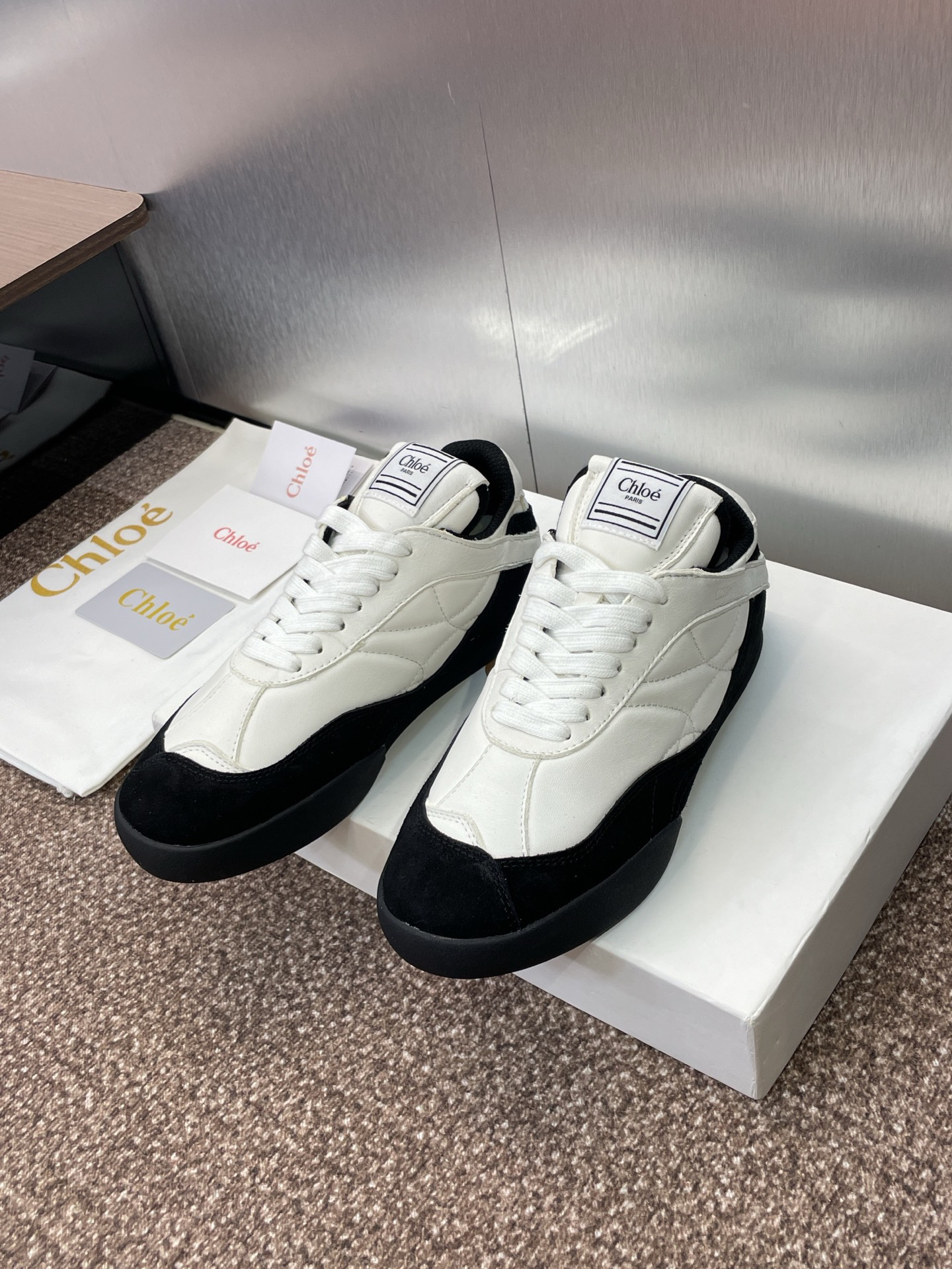 Chloe Runway Low-Top Trainers White/Black