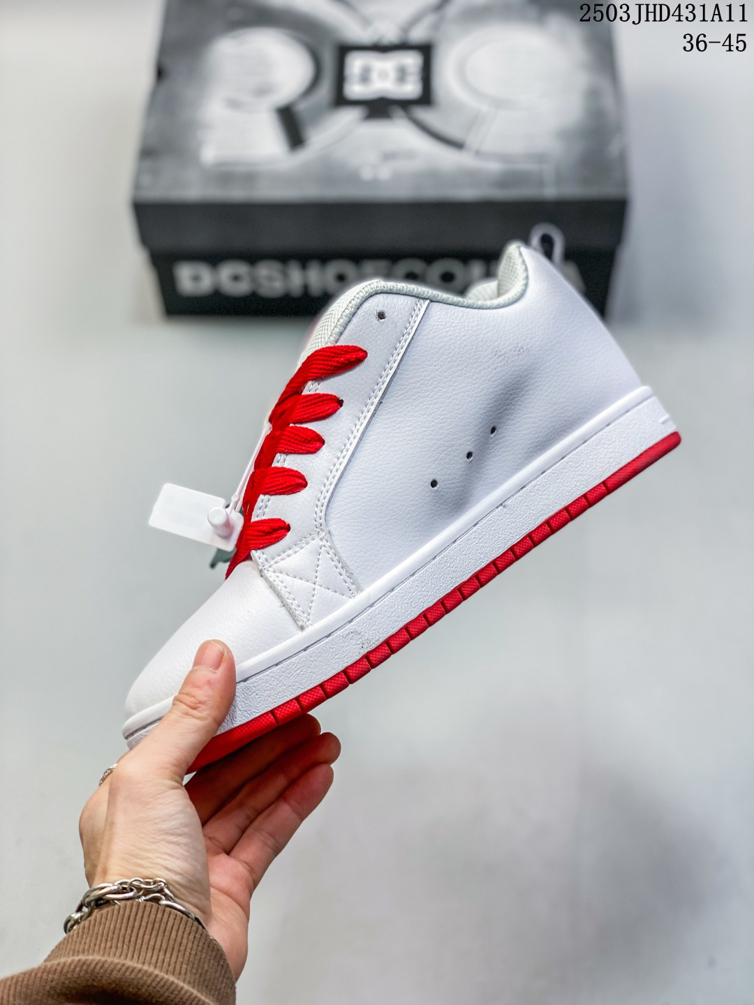 DC Shoes Low-Top Leather Sneakers White/Red